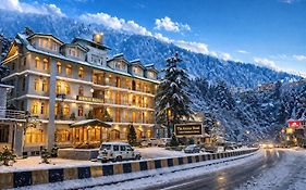 The Avenue River Side Hotel - Near Volvo Bus Stand Manali